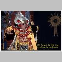 14579 Taenzerin Bali 1986 2.jpg
